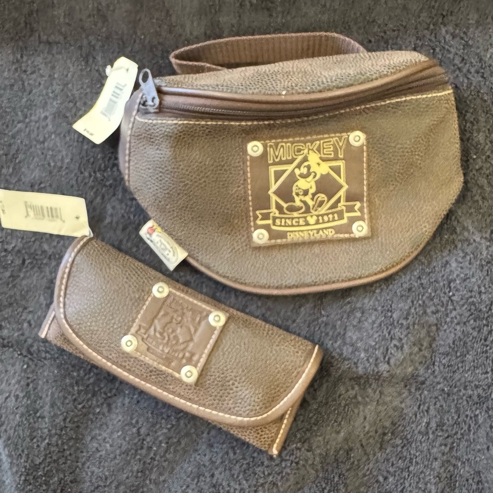 VINTAGE Disney Mickey Fanny Pack and Eyewear Case